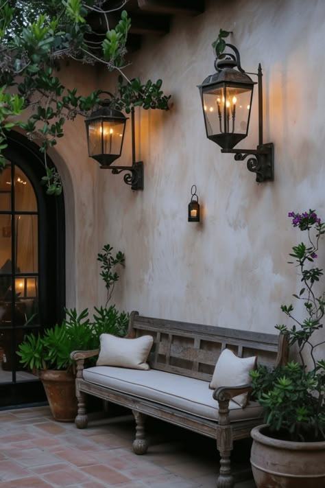 Stucco Patio, First Apartment Goals, Patio Walls, Courtyard Gardens Design, Casa Country, Stucco Walls, Patio Wall, Front Patio, Outdoor Retreat