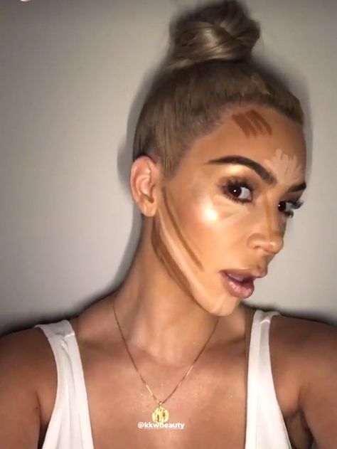 How To Do Kim Kardashian Makeup, Kim Kardashian Contouring, Dramatic Contour Makeup, Kardashians Makeup Looks, New Contour Technique, Kim Kardashian Contour, Makeup Contouring And Highlighting, Where Does Highlighter Go On Face, Kim Makeup Looks