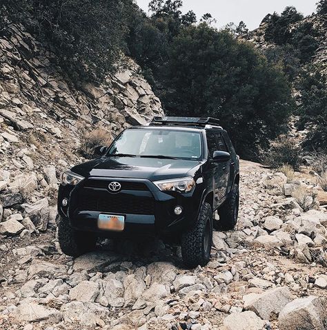 Black 4 Runner, 4runner Aesthetic, 4runner Black, Auto Services And Repair, Toyota 4runner Trd, Toyota Vehicles, Future Vehicles, Trd Pro, Vehicle Maintenance