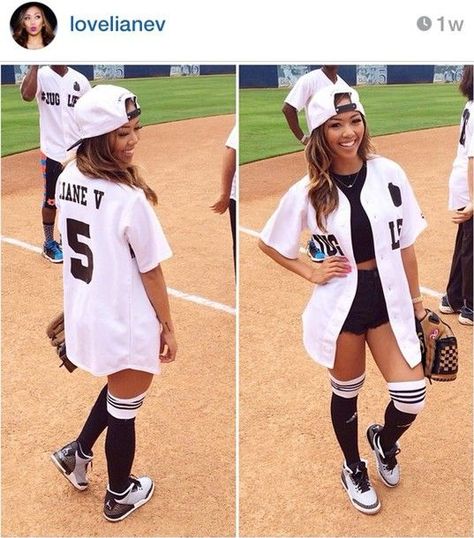 Liane V, Look Hip Hop, Baseball Costumes, Baseball Jersey Outfit, Sports Party Outfit, Bff Halloween Costumes, Halloween Coustumes, Holloween Costume, Costumes For Teens