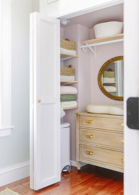 closet ideas Functional Nursery, Soccer Bedroom, Austin Apartment, Baby Nursery Closet, Washington House, Baby Nursery Storage, Nursery Closet Organization, Small Closet Space, Dresser In Closet