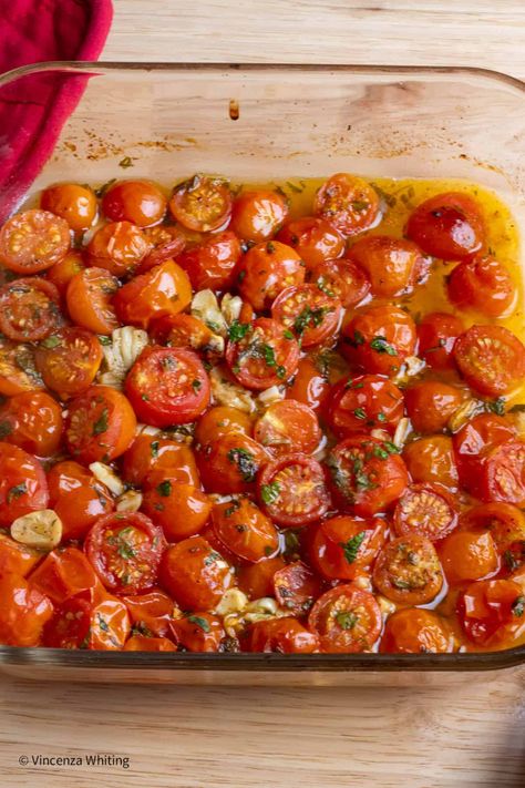 Roasted Cherry Tomatoes - Easy Garlic and Herb Recipe Plum Tomatoes Recipes, Roasted Cherry Tomatoes And Garlic, Roasted Cherry Tomatoes Oven, Recipes With Grape Tomatoes, Roasted Cherry Tomato Recipes, Cherry Tomatoes Recipes, Baked Cherry Tomatoes, Roasted Cherry Tomato Sauce, Roasted Tomatoes And Garlic