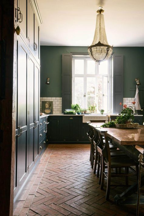 Kitchen With Terracotta Floor, Terracotta Kitchen Floor, Modern Kitchen Flooring, Terracotta Flooring, Dark Blue Kitchens, Terracotta Floor Tiles, Dark Green Kitchen, Devol Kitchens, White Wall Tiles