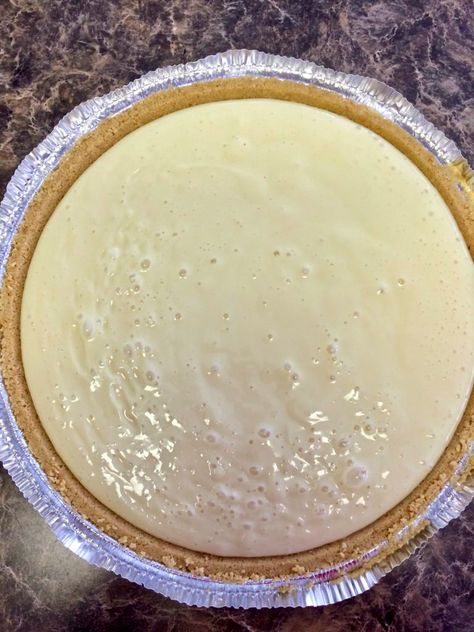 Eagle Brand Lemon Pie, Lemon Pie Recipe Condensed Milk, Icebox Pies, Recipe Condensed Milk, Easy Lemon Pie, Ice Box Pie, Lemon Icebox Pie, Lemonade Pie, Lemon Pie Recipe