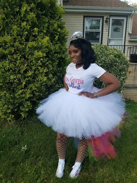 Sneakerball Party Outfits, Wedding Manifestation, Maternity Tutu, Bachelorette Tutu, Bride To Be Bachelorette, Tutu Skirt Outfit, Sweet 16 Outfits, Tutu Ideas, Baddie Clothes