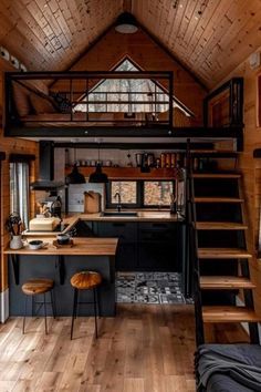 Mini Chalet, Loft House Design, Desain Pantry, Small House Layout, Loft Storage, Tiny House Layout, Tiny House Loft, Tiny House Inspiration, Loft House