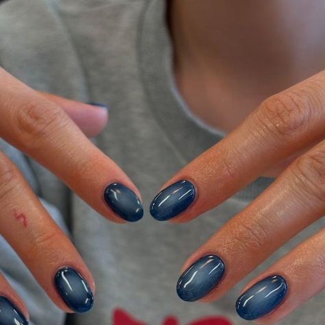 Gel Nail One Color, Nail Ideas Acrylic One Color, What Colours Go With Blue, Design For Blue Nails, Nail Inspo With Nail Polish, Blue Cool Nails, Cool Blue Nail Designs, Blue Watercolor Nails, Cool Color Nails