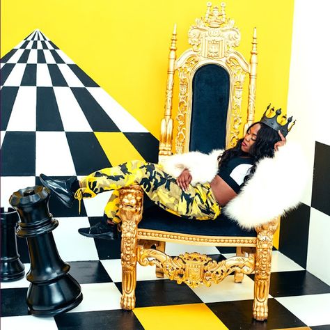 Kiss from a Rose: Lady Leshurr: Queen's Speech Ep.7 Lady Leshurr, Uk Garage, Kiss From A Rose, Military Girl, Female Rappers, Hip Hop Music, Music Is Life, A Rose, Rappers