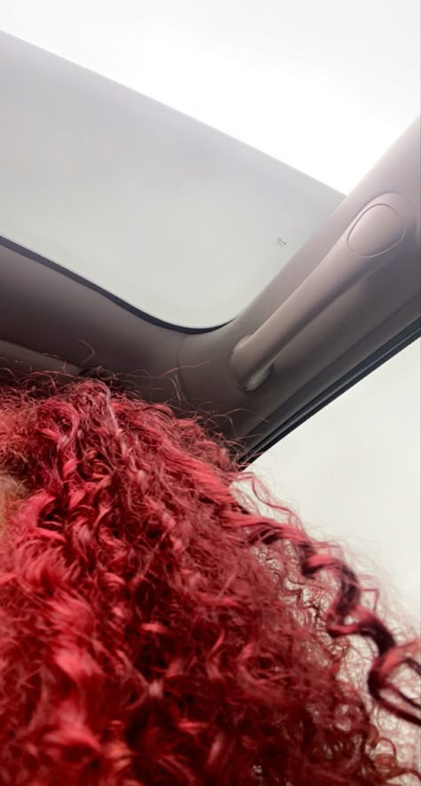 Red Hair No Face, Red Curly Hair Aesthetic, Bright Red Curly Hair, Red Hair On Light Skin, Red Natural Hair, Red Hair Curly, Red Hair Aesthetic, Red Curly Hair Black Women, Dark Red Curly Hair