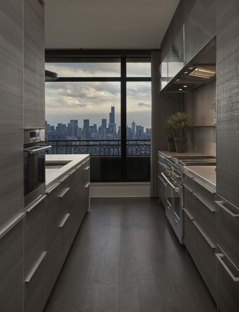 Lakeview apartment in Chicago transformed into serene environment Apartamento New York, Bedroom Organisation, Apartment View, Aesthetic Apartment, Chicago Apartment, Luxury Penthouse, Apartment Aesthetic, Apartment Life, Luxe Interiors