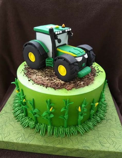 Tractor Birthday Cake Ideas, Tractor Birthday Party Cake, Easy Tractor Cake, Farmer Birthday Cake, John Deere Birthday Cake, John Deere Tractor Cake, Farmer Cake, Combine Cake, John Deere Cake