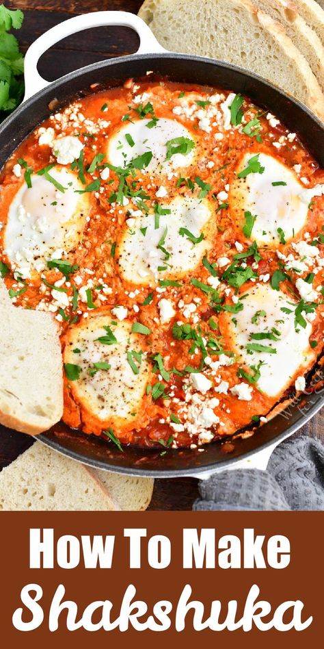 Shakshuka is a bright and vibrant tomato based egg dish with a mouthwatering touch of spice. It’s a wonderful one-dish breakfast recipe make with eggs, then cooked in a bed of chunky tomato and vegetable sauce that’s spiced with the perfect amount of cumin, paprika, and red pepper flakes. Tomato Egg Bake, Tomato Egg Recipe, Eggs Tomato Sauce, Chunky Tomato Sauce, Tomato Breakfast, Healthy Egg Recipes, Shakshuka Recipes, Tomato Dishes, Baked Tomatoes