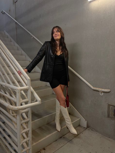 White Boots Night Outfit, White Boots Black Outfit, Style White Cowgirl Boots, Western Boots Dress Outfit, Black Outfit White Boots, Blazer With Cowboy Boots, White Boots Black Dress, White Cowgirl Boots Outfit Fall, Long Cowboy Boots Outfit