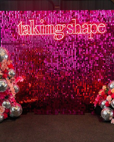 This personalised backdrop for @takingshapestyle is what dreams are made of 🤩 The combination of pink sequin, mirror balls, and vibrant florals is a match made in heaven and made for the perfect entrance feature! Venue @luminare.southmelbourne Neon Sign @sketchandetchcreative #pinkdisco #corporateevent #disco #florals #backdrop Mirrored Backdrop, Match Made In Heaven, Neon Pink Party, Disco Ball Backdrop, Disco Backdrop, Pink Disco, Disco Fever, Neon Words, Mirror Ball