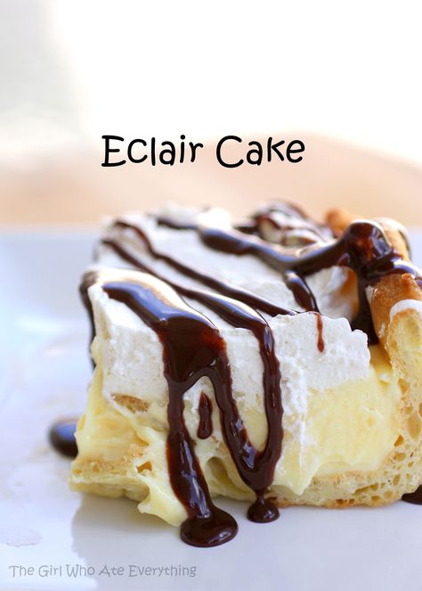 This Eclair Cake has a cream puff crust, vanilla cream cheese layer, whipped cream, and a chocolate drizzle. It's all the flavors of an eclair in cake form. the-girl-who-ate-everything.com Eclair Cake Recipe, Eclair Cake Recipes, Chocolate Eclair Cake, Dessert Sushi, Eclair Cake, Chocolate Eclair, Good Eat, A Piece Of Cake, Think Food