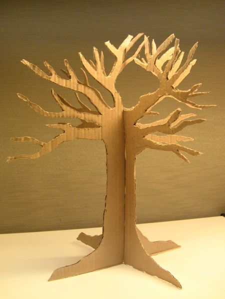 The Giving Thanks Tree – The JumpStart Blog Cardboard Tree, Boom Kunst, 3d Tree, Tree Templates, Cardboard Sculpture, Folding Origami, Paper Tree, Cardboard Art, Tree Sculpture