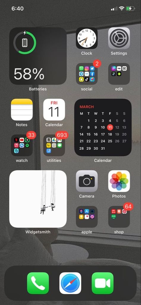 Ios 17 Home Screen Layout, Simple Aesthetic Iphone Layout, Ios 16 Home Screen Ideas Normal Apps, Apps Layout Iphone, Minimalistic Iphone Homescreen, I Phone Apps Layout, Iphone 11 Setup Homescreen, Iphone 11 Screen Layout, Iphone Minimalist Home Screen