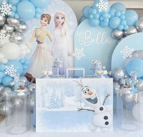 Frozen Party Decorations Backdrops, Frozen Theme Backdrop, Frozen Backdrop Ideas, Elsa Birthday Theme, Elsa Backdrop, Elsa Themed Birthday Party, Frozen Party Centerpieces, Frozen Party Backdrop, Frozen Backdrop