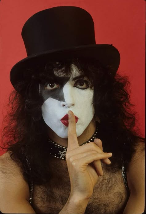 Paul Kiss, Eric Singer, 80s Rock Bands, Band Kiss, Vinnie Vincent, Eric Carr, Motley Crüe, Kiss Army, Peter Criss