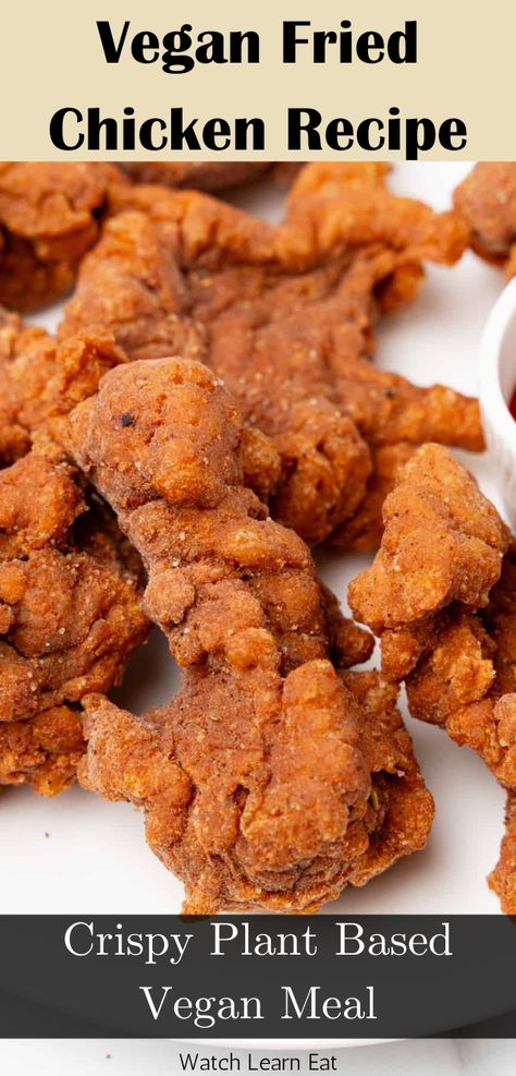 Crispy Meatless Vegan Fried Chicken Recipe - Perfect as a meal or snack Vegan Chicken And Waffles, Fake Chicken Recipes, Vegan Lunch Meat Recipes, Vegan Fakeaway Recipes, Vital Wheat Gluten Chicken, Vegan Jerk Chicken, Soul Food Vegan Recipes, Vegan Chitterlings Recipe, Vegan Christmas Dinner Main