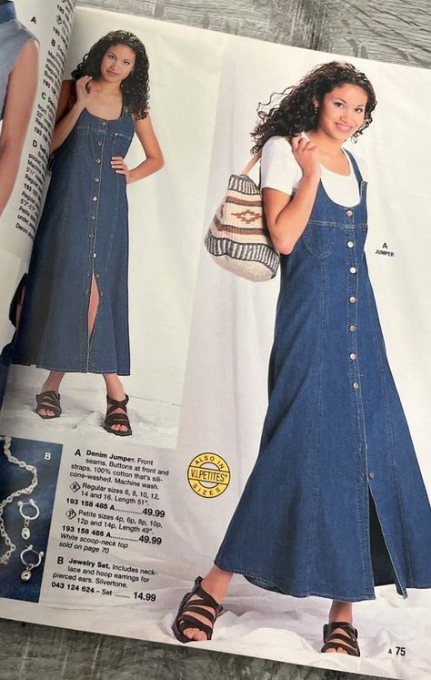 Button Up Denim Dress Outfit, Jean Maxi Dress Outfit, 90s Jean Dress Outfit, 1990s Dresses Casual, Embroidery Patterns For Dresses, Light Denim Dress Outfit, Vintage Denim Dress Outfit, 90s Mom Aesthetic Fall, 90s Denim Dress Outfit