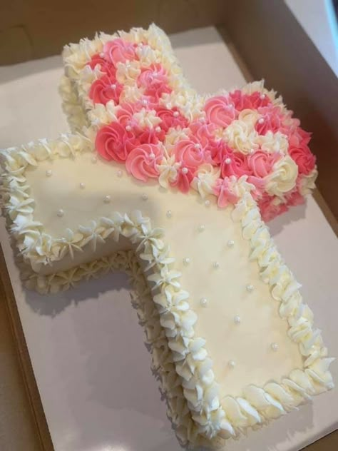 Confirmation Project Ideas, Cross Cakes First Communion, Bible Verse Cake, Christian Birthday Cake, Jesus Birthday Party Ideas, Cross Cake Ideas, Easter Cross Cake, Conformation Party, Easter Cake Cross