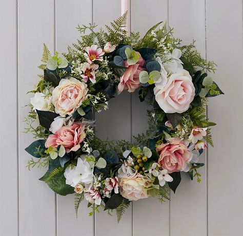 12 DIY spring wreaths that anyone can make - Gathered Flower Oasis, Diy Valentines Day Wreath, Diy Floral Wreath, Spring Flower Wreath, Floral Door Wreaths, Spring Floral Wreath, Easter Wreath Diy, Diy Spring Wreath, Door Wreaths Diy