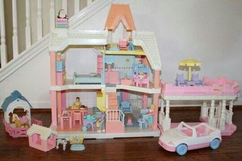 Family Story Ideas, Morgan Weistling, Ice Cream Trucks, Childhood Aesthetic, Barbie Playsets, 2000s Nostalgia, Crayon Box, 90s Baby, 90s Childhood