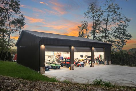 Pole Building Garage, Steel Garage Buildings, Building Garage, Detached Garage Designs, Hobby Garage, Garage Shop Plans, Metal Garage Buildings, Garage Inspiration, Metal Shop Building