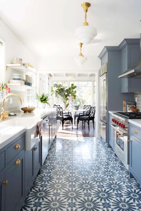 Kitchen With Blue Cabinets, Small Kitchen Decoration, Em Henderson, Small Galley Kitchen, Galley Kitchen Design, Interior Boho, Galley Kitchen Remodel, Galley Kitchens, Kabinet Dapur