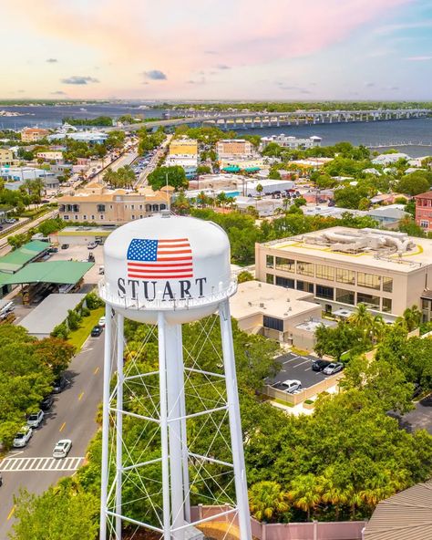 20 Memorable Things To Do In Stuart Florida Stuart Florida, Coastal Town, Coastal Towns, Things To Do, How To Memorize Things, Florida