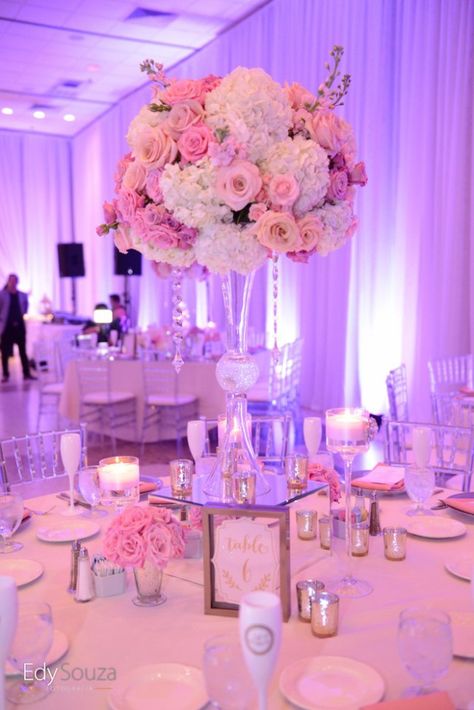 White Wedding Centerpieces, Sweet 15 Party Ideas Quinceanera, Sweet 15 Party Ideas, Quinceanera Centerpieces, Pink Quince, Quinceanera Planning, Quince Decorations, Rustic Wedding Decorations, Quinceanera Decorations