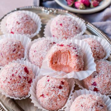 Rose Water Desserts, Indian Fusion Truffles, Diwali Fusion Desserts, Diwali Hampers Ideas Bakery, Diwali Baking Ideas, Cheesecake Dessert Ideas, Rose Recipes Desserts, Rose Desserts, Rose Cheesecake