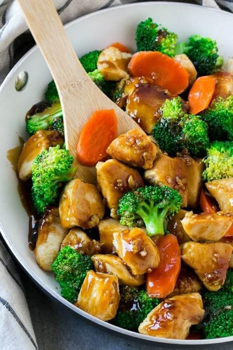 Make this stir-fry even easier by using Costco's frozen veggies instead of fresh for a fuss-free weeknight dinner.Key Costco ingredients:— Kirkland Signature Normandy-Style Vegetable Blend— Perdue Economy-Sized Boneless Skinless Chicken Breasts— Kirkland Signature Traditional Basmati RiceGet the recipe here. Healthy Chicken And Broccoli, Honey Garlic Chicken Stir Fry, Chicken And Broccoli Stir Fry, Garlic Chicken Stir Fry, Menu Sarapan Sehat, Honey And Soy Sauce, Stir Fry Recipes Chicken, Broccoli Stir Fry, Chicken And Broccoli