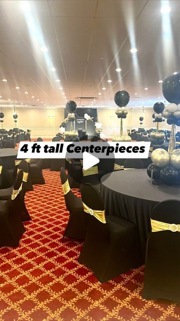 Soirée by Sorangel on Instagram: "#tutorial 📝👩‍🏫let’s make 4ft tall balloon centerpieces!  I got my balloon stands on Amazon! LINK BELOW A 4 pack for $25.00!They extend and retract to customize the size!    RUBFAC Balloon Stand for Floor... https://www.amazon.com/dp/B0CG98DBYX?ref=ppx_pop_mob_ap_share  VENUE: @casaluciarevere ⚜️🖤 . . . #collegegradparty #graduation #graduationparty #gold #black #partyinspiration #partyideas #partydecorations #grad2024 #casalucia #balloongarlandbackdrop #balloongarlands #eventplanners" Black And Silver Balloon Centerpieces, Men’s 60th Birthday Centerpieces, Family Reunion Balloon Decorations, Tall Balloon Centerpieces, Black Gold Graduation Party Ideas, Black And Gold Balloon Centerpieces, Black Balloon Centerpieces, Gold And Black Centerpieces, Black And Gold Party Centerpieces