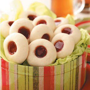 Strawberry Cream Cookies Recipe -These cream cheese cookies make a lovely addition to any tea tray. —Glenna Aberle, Sabetha, Kansas Dessert Platter, Raspberry Cream, Spritz Cookies, Cream Cookies, Cream Cheese Cookies, Cheese Cookies, Thumbprint Cookies, Strawberry Cream, Christmas 2017