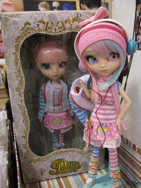 Licca Chan, Living Dead Dolls, Pullip Dolls, 3d Fashion, Unique Dolls, Oc Inspo, Doll Play, Monster High Dolls, Doll Ideas