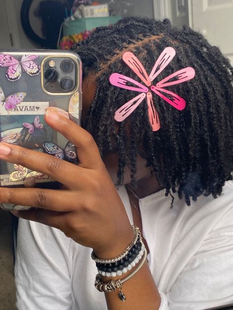 Locs And Scrunchies, Loc Styles With Accessories, Microlocs Hairstyles Short, Loc Accessories Black Women, Loc Grid Pattern, Styling Short Locs Black Women, Very Short Locs Hairstyles Starter, Birthday Loc Styles, Microlocs Grid