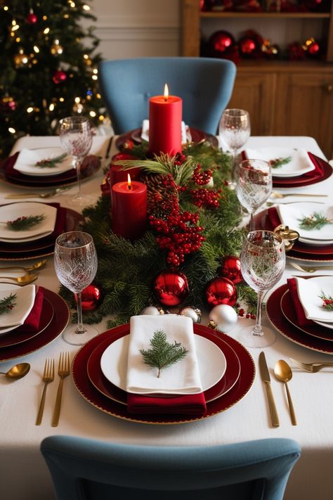 10 Christmas Table Settings Ideas » Mattress Vela Table Decor For Christmas Dinner, Christmas Table Clothes, Christmas Dining Table Decor Ideas Place Settings, Themed Christmas Table Ideas, Red And Green Christmas Tablescape, Christmas Table Red And Green, Red And Green Christmas Table Setting, Christmas Dinner Setting Ideas, Christmas Table Decorations Party