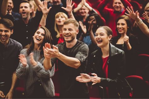 🎙️ #TuesdayTips - Explore the Transformative Power of Gratitude in Public Speaking! Discover how expressing thanks can strengthen your skills, connect with your audience, and boost confidence. #PublicSpeaking #Gratitude #ConfidenceBuilding #PublicSpeaking #SpeakingTips #CommunicationSkills #SpeakerLife #ProfessionalDevelopment #PersonalGrowth #SuccessTips #PublicSpeakingCoach #PamTerry Ruffle Shirt Outfit, The King Of Queens, Kevin James, Power Of Gratitude, King Of Queens, Modern Suits, Comedy Shows, Best Speakers, Confidence Boosters