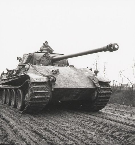 Panzer Iii, Tank Armor, Germany Ww2, Panther Tank, Panzer Iv, Russian Tanks, Tank Destroyer, Armoured Vehicles, Ww2 Tanks