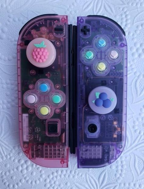 Kawaii Switch, Pink Nintendo Switch, Switch Aesthetic, Nintendo Aesthetic, Pink Nintendo, Hello Kitty Games, Switch Controllers, Cool Stationary, Cute Gaming