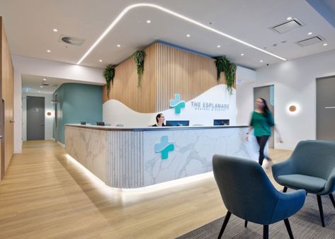 Medical Reception Desk, Dental Reception, Hospital Reception, Medical Clinic Design, Hospital Design Architecture, Dentist Office Design, Waiting Room Design, Healthcare Interior Design, Modern Hospital