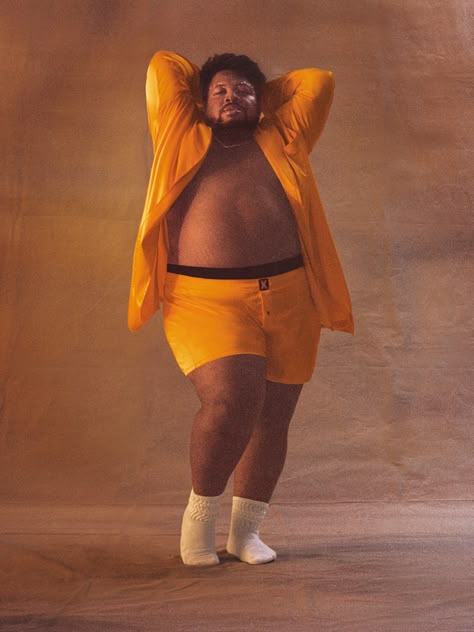 Size’Lining The Male Model: Plus Size Models In India Plus Size Male Model, Mens Body Types, Gigi Goode, Plus Size Male, Plus Size Posing, Plus Size Art, Body References, Body Reference Poses, Savage X Fenty