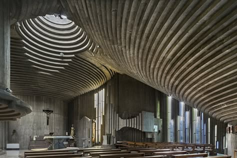 Sacred Family, Modern Church, Church Family, Sacred Architecture, Church Interior, Religious Architecture, Sacred Spaces, Baroque Architecture, Brutalist Architecture