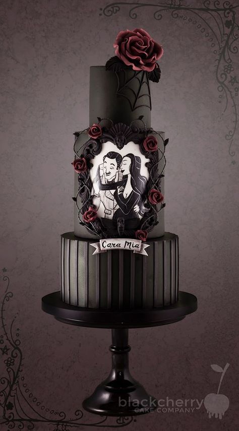 Addams Family Birthday Party Invitations, The Addams Family Cake, Morticia And Gomez Wedding, Gomez And Morticia Wedding, Addams Family Wedding Cake, Addams Family Cake Ideas, Addams Family Desserts, Halloween Wedding Cake Ideas, Addams Family Birthday Cake