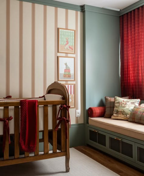 English Nursery Room, Red Crib Nursery, Red Toddler Room, Pink And Red Nursery, Blue And Red Nursery, Retro Boy Nursery, Vintage Gender Neutral Nursery, Maximalist Nursery, Polo Interior