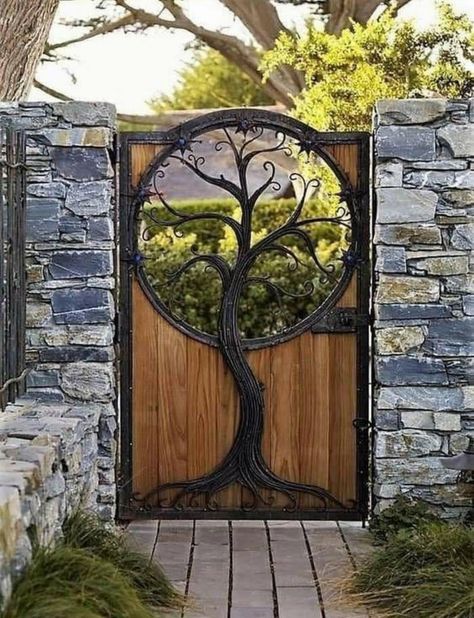 Tor Design, Gladioli, Landscape Designs, Stone Walls, Iron Gate, Woodworking Project, Tropical Landscaping, Beautiful Doors, Garden Cottage