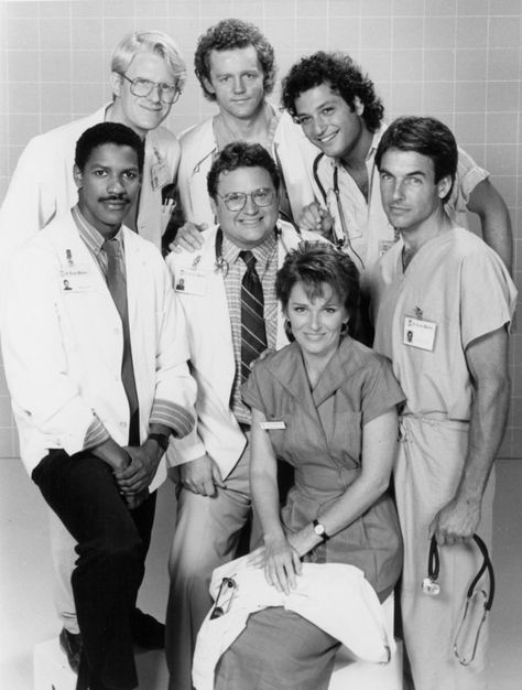 St. Elsewhere (1982) Cast: Denzel Washington, Ed Begley Jr; Mark Harmon, David Morse, Howie Mandel, Cynthia Sikes & Stepen Furst Nurse Supervisor, St Elsewhere, David Morse, Fred Savage, Howie Mandel, Mark Harmon, Funny Shows, Medical Drama, Old Shows