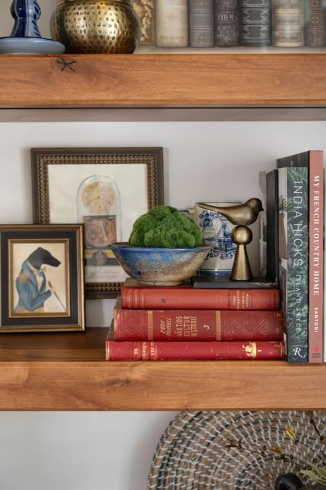 Countryside Retreat: At Home with an Interior Stylist  - Nell Hill's Man Shelf Decor, How To Display Nick Nacks, Brown Bookshelf Styling, Gallery Wall With Shelves Living Room, One Shelf Decor, Cozy Shelf Decor, Book Shelf Decoration Idea, Vintage Bookshelf Styling, Ledge Shelf Decor